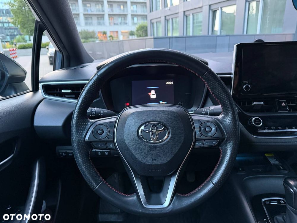 Toyota Corolla - 14