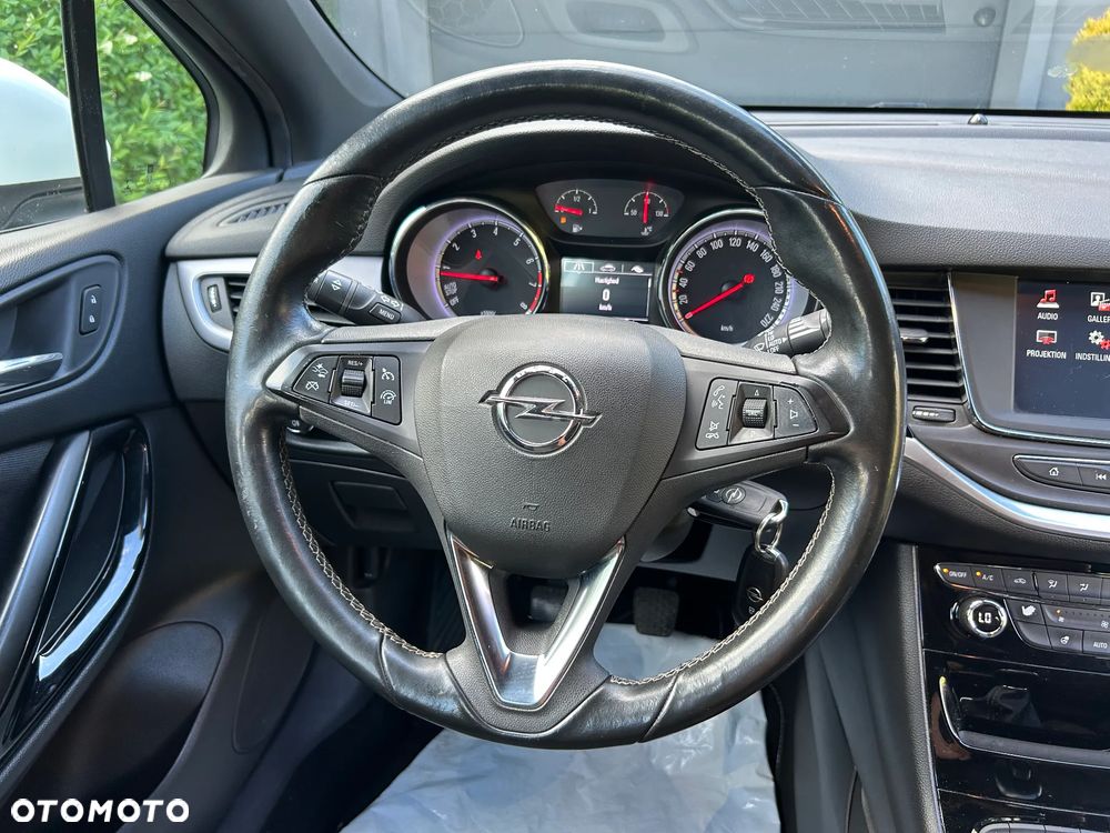 Opel Astra 1.4 Turbo Innovation - 15