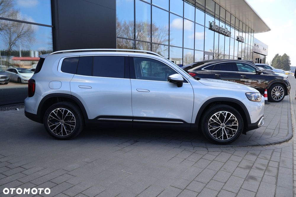 Mercedes-Benz GLB - 9