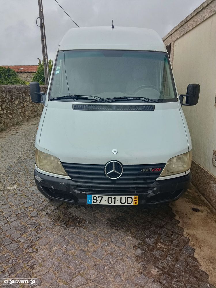 Mercedes-Benz Sprinter - 1