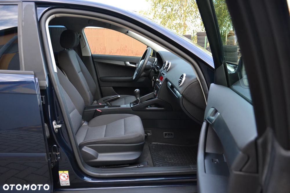 Audi A3 Sportback 1.4 TFSI Attraction - 23