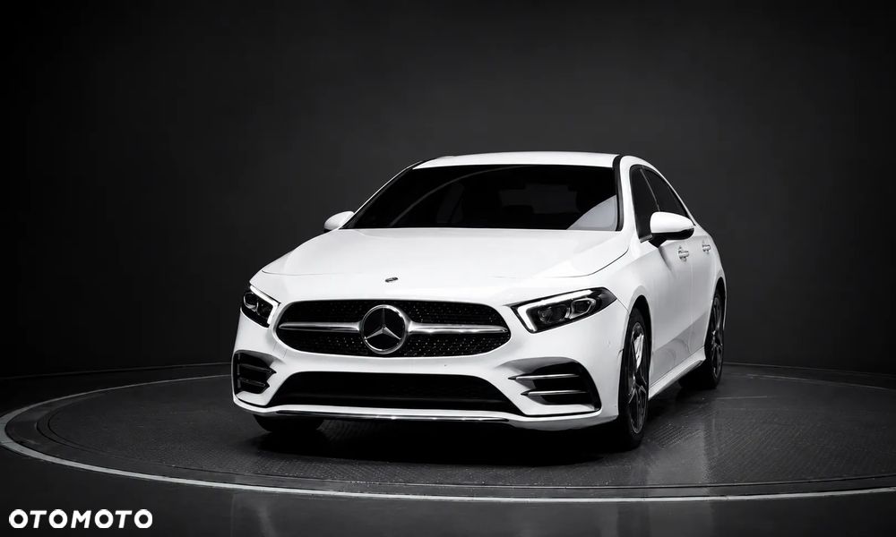 Mercedes-Benz Klasa A 220 4Matic 7G-DCT - 3