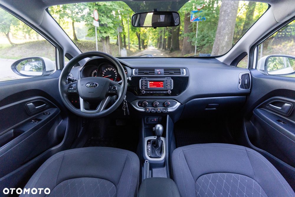 Kia Rio 1.4 L - 30