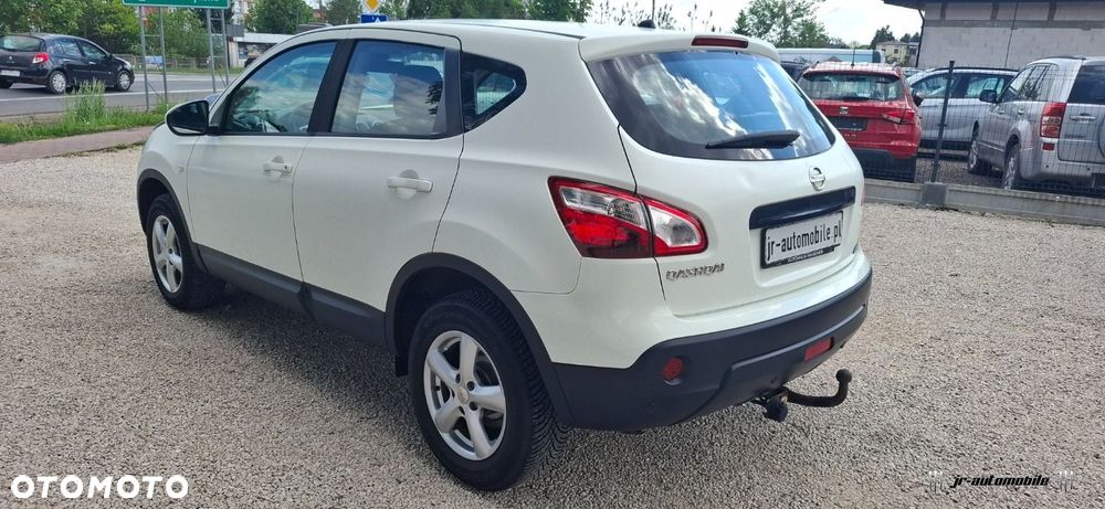 Nissan Qashqai - 2
