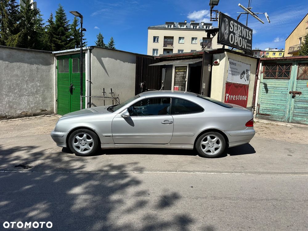 Mercedes-Benz CLK - 2