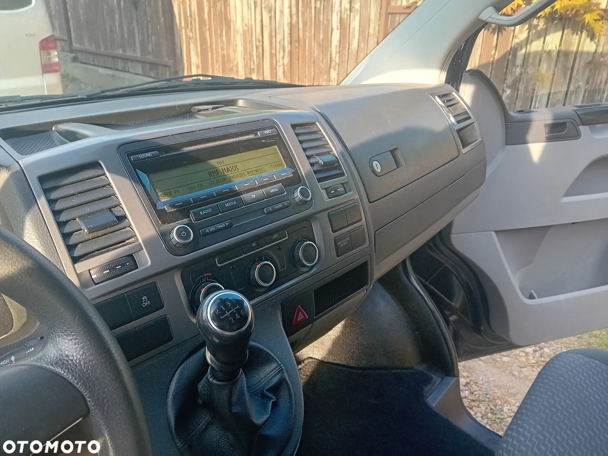 Volkswagen Transporter - 9