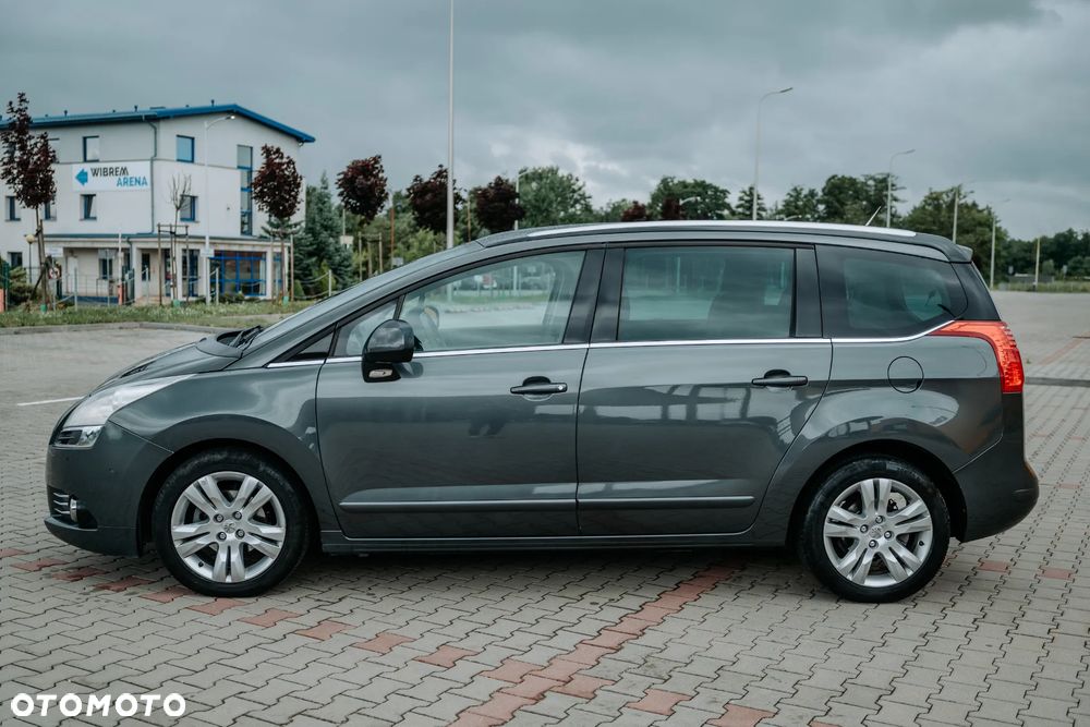 Peugeot 5008 - 2