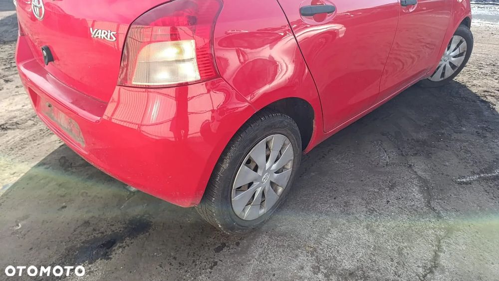 35532 toyota yaris II 1.3 1.3 87 km 2SZFE na części lakier 3P0 - 10