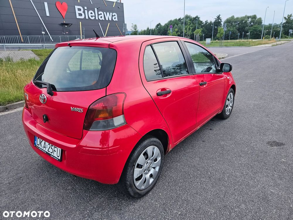 Toyota Yaris 1.33 Luna - 9