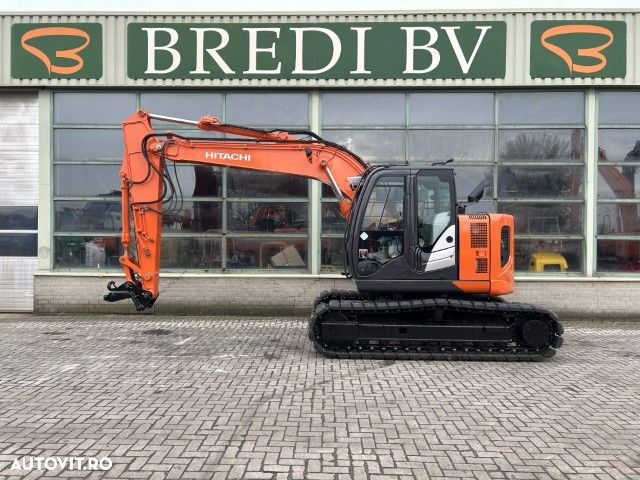 Hitachi ZX 135 US-6 - 2
