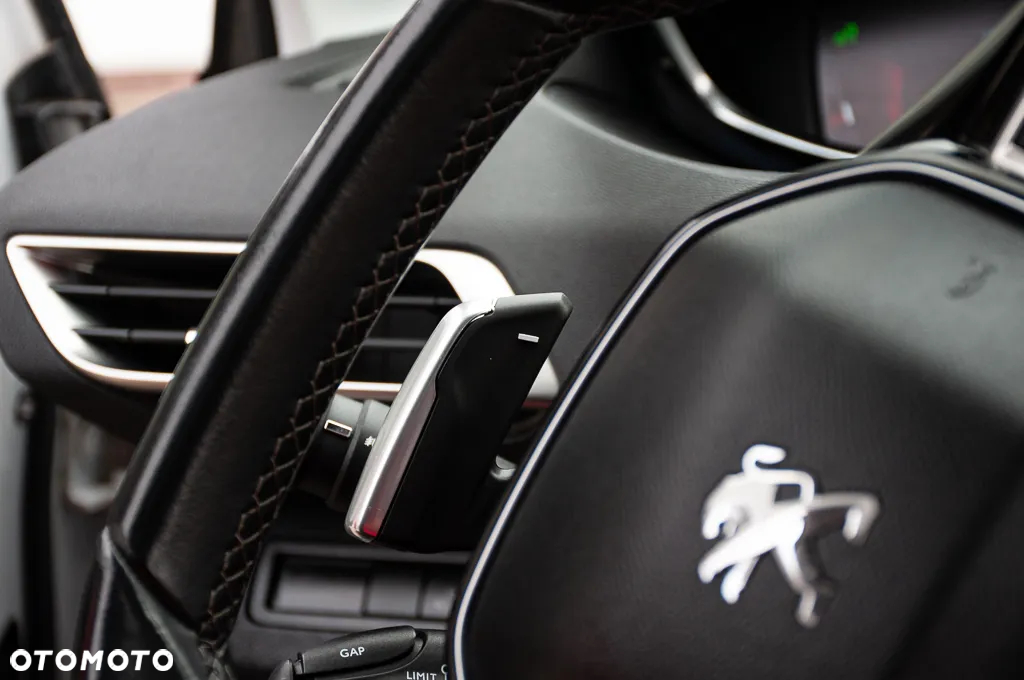 Peugeot 5008 1.6 THP Active S&S EAT6 - 30