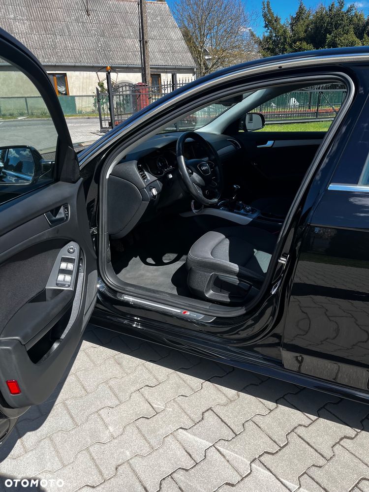 Audi A4 Limousine - 22