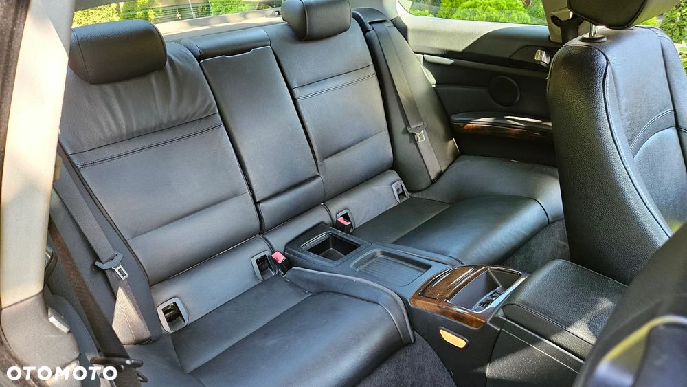 BMW Seria 3 335i xDrive - 15