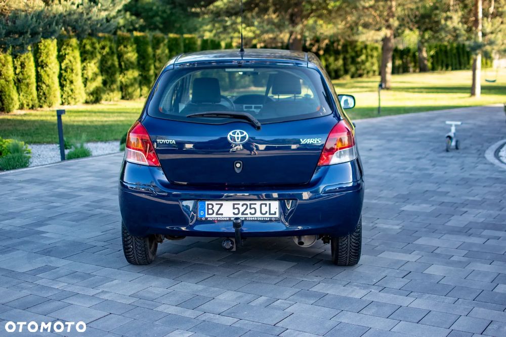 Toyota Yaris - 23