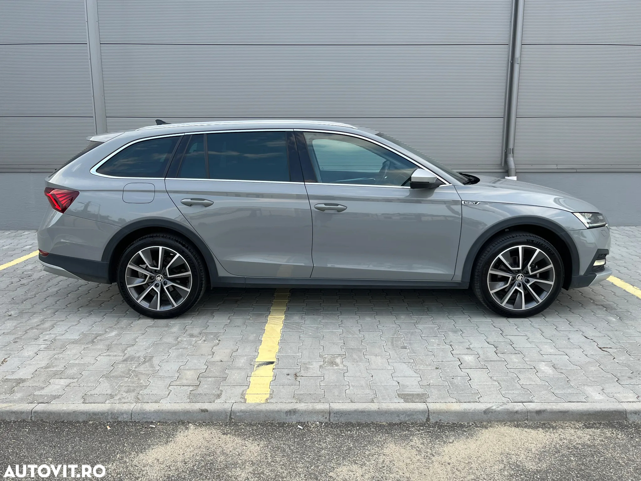Skoda Octavia Combi 1.5 TSI e-TEC DSG Scout - 12