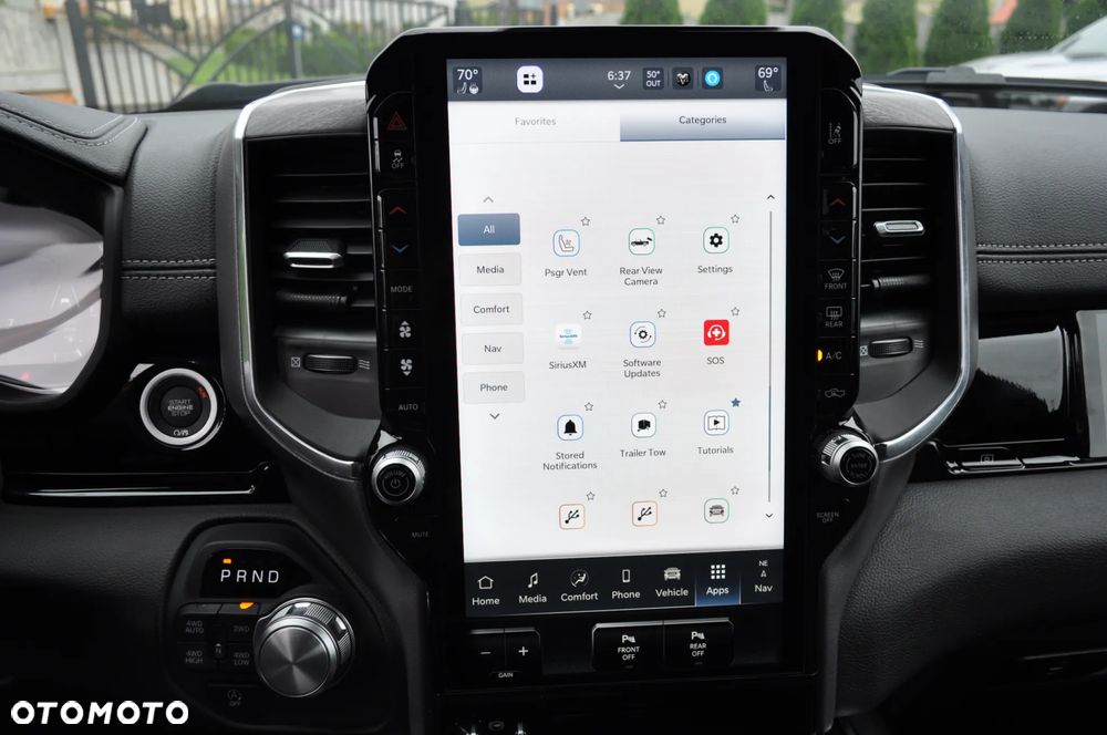 RAM 1500 Laramie Night Premium - 26