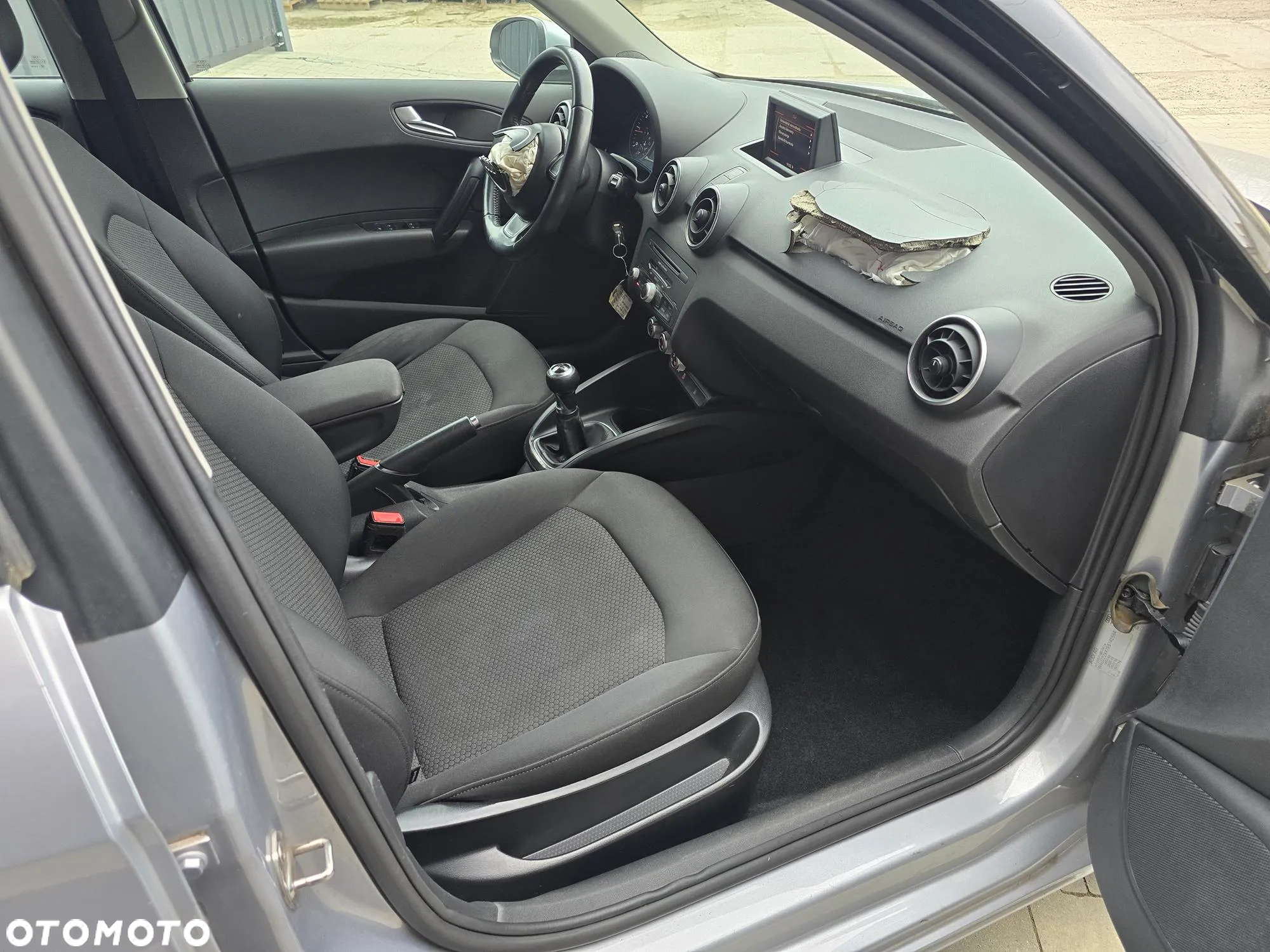 Audi A1 1.6 TDI Sportback Attraction - 14