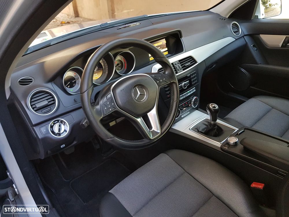 Mercedes-Benz C 220 CDi Avantgarde BlueEfficiency - 15