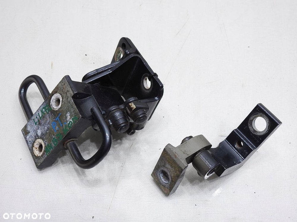 ZAWIAS ZAWIASY DRZWI PRAWY TYŁ LX7Z AUDI A4 B7 - 4