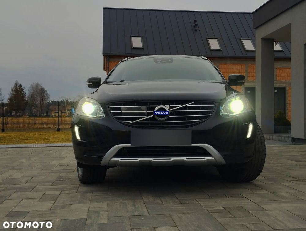 Volvo XC 60 T5 Drive-E Momentum - 2