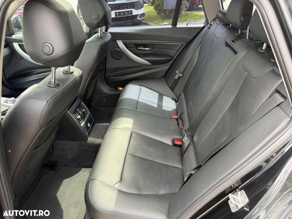 BMW Seria 3 320d xDrive AT - 11