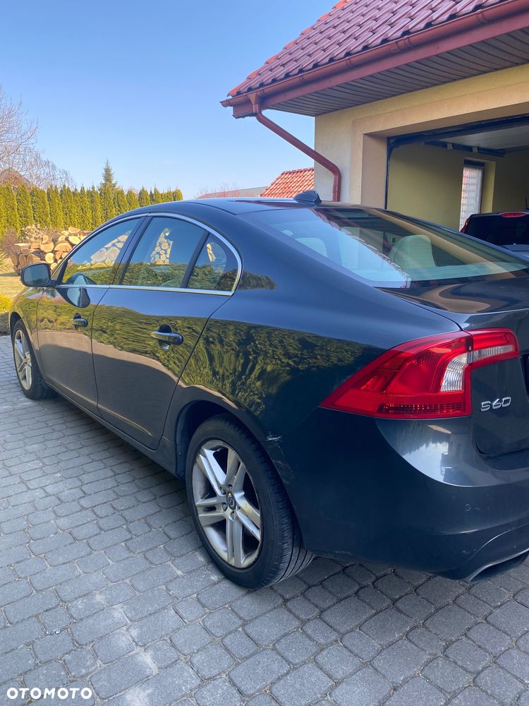 Volvo S60 - 5