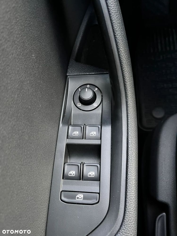 Skoda Superb 1.8 TSI Active - 21