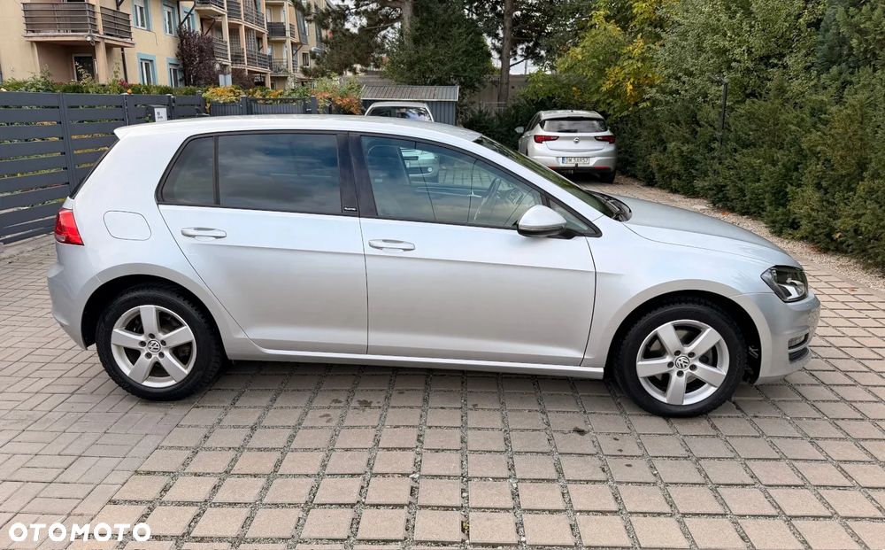 Volkswagen Golf 2.0 TDI BlueMotion Technology DSG Allstar - 6