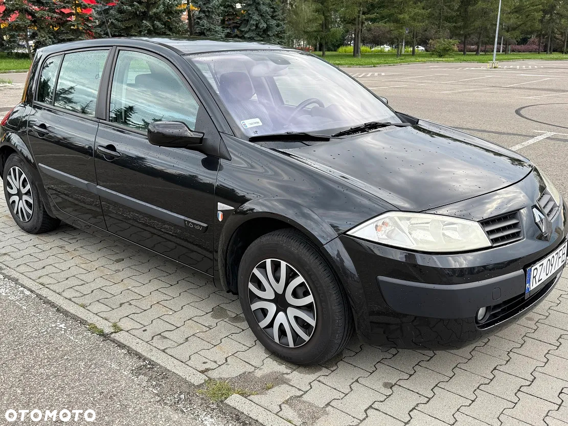 Renault Megane 1.6 Authentique - 10