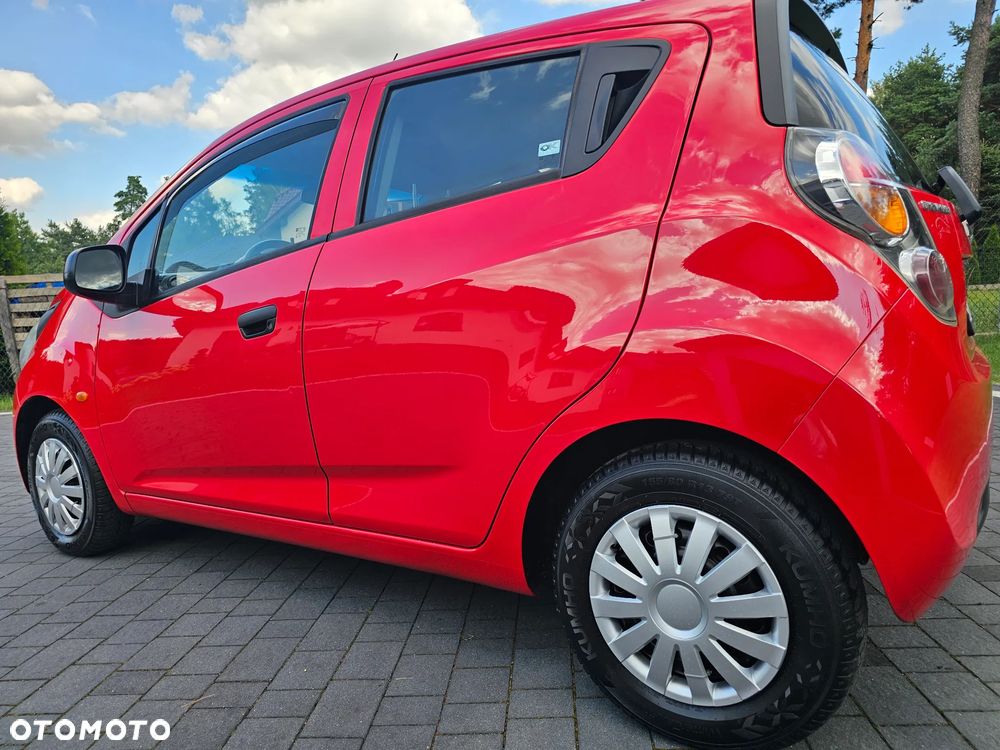 Chevrolet Spark 1.0 LS - 37
