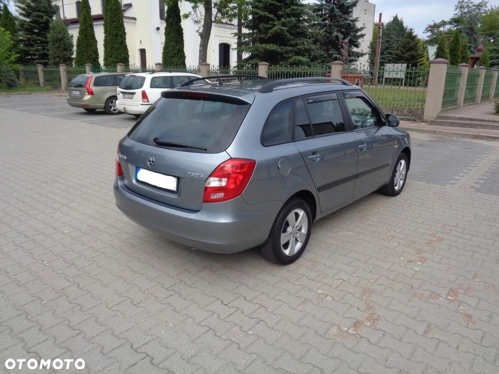 Skoda Fabia 1.2 HTP Ambition Green tec - 19