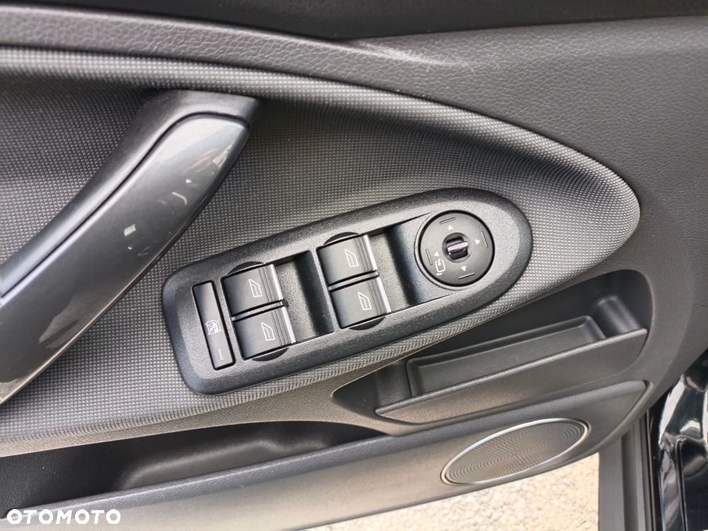 Ford Kuga 2.0 TDCi 4x4 Titanium - 18