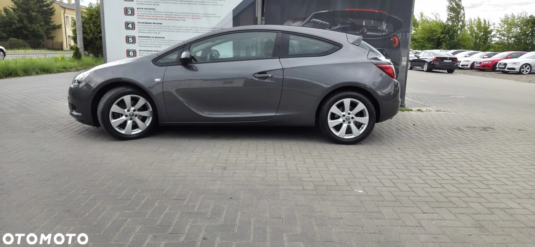 Opel Astra GTC 1.6 Turbo Innovation - 18