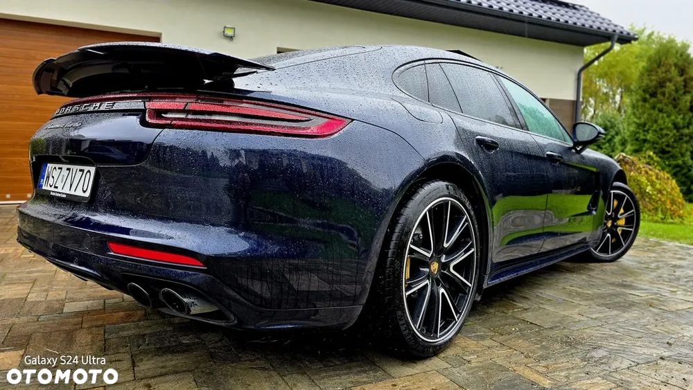 Porsche Panamera - 14