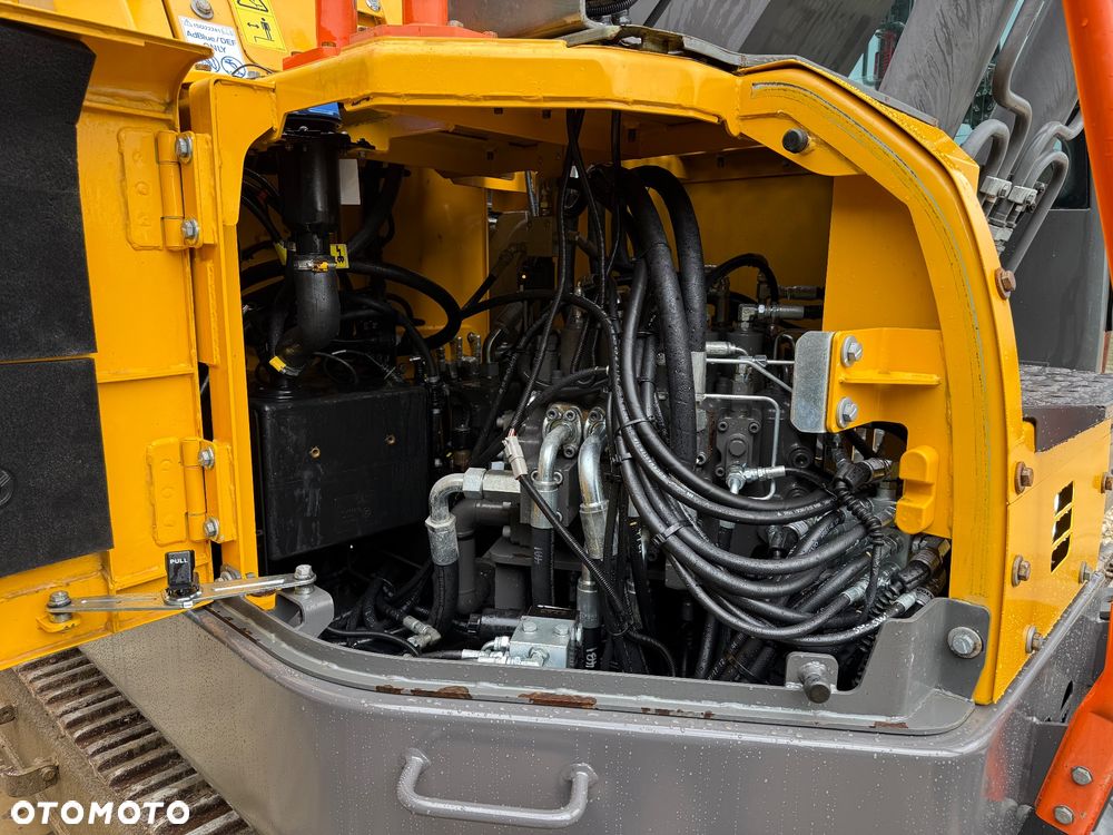 Volvo ECR 235 EL - 25