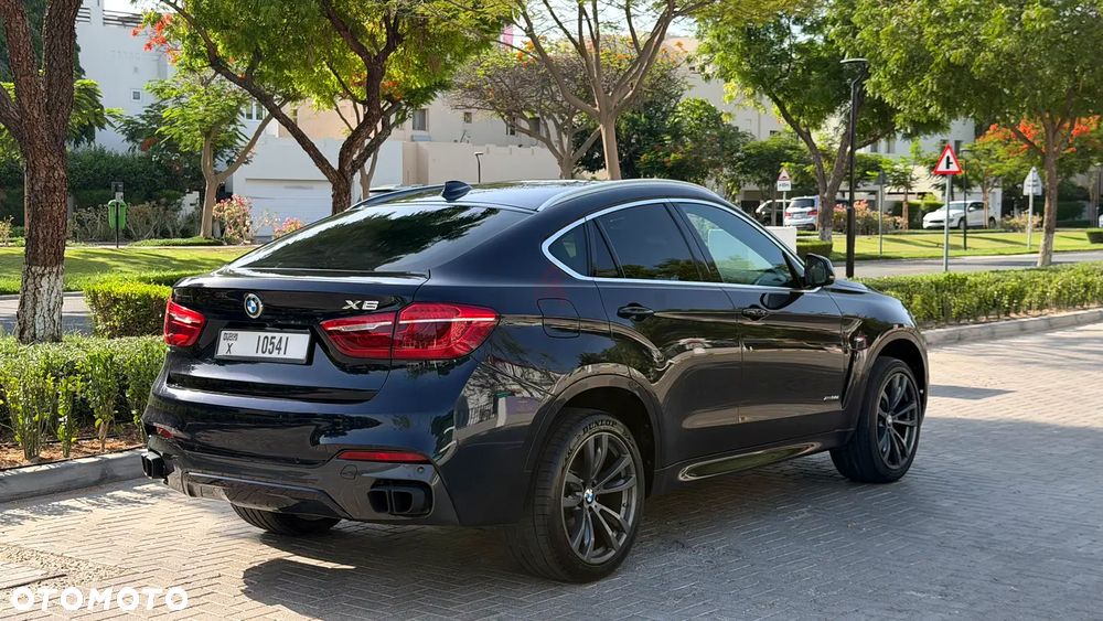 BMW X6 xDrive50i M Sport - 4