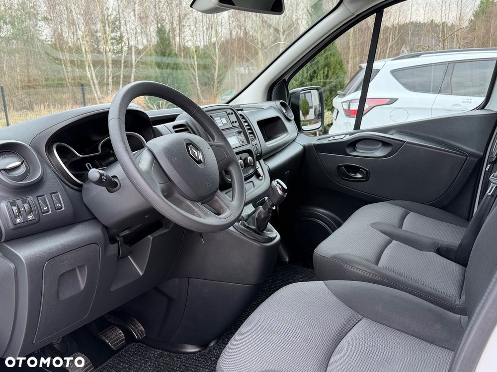 Renault Trafic - 22