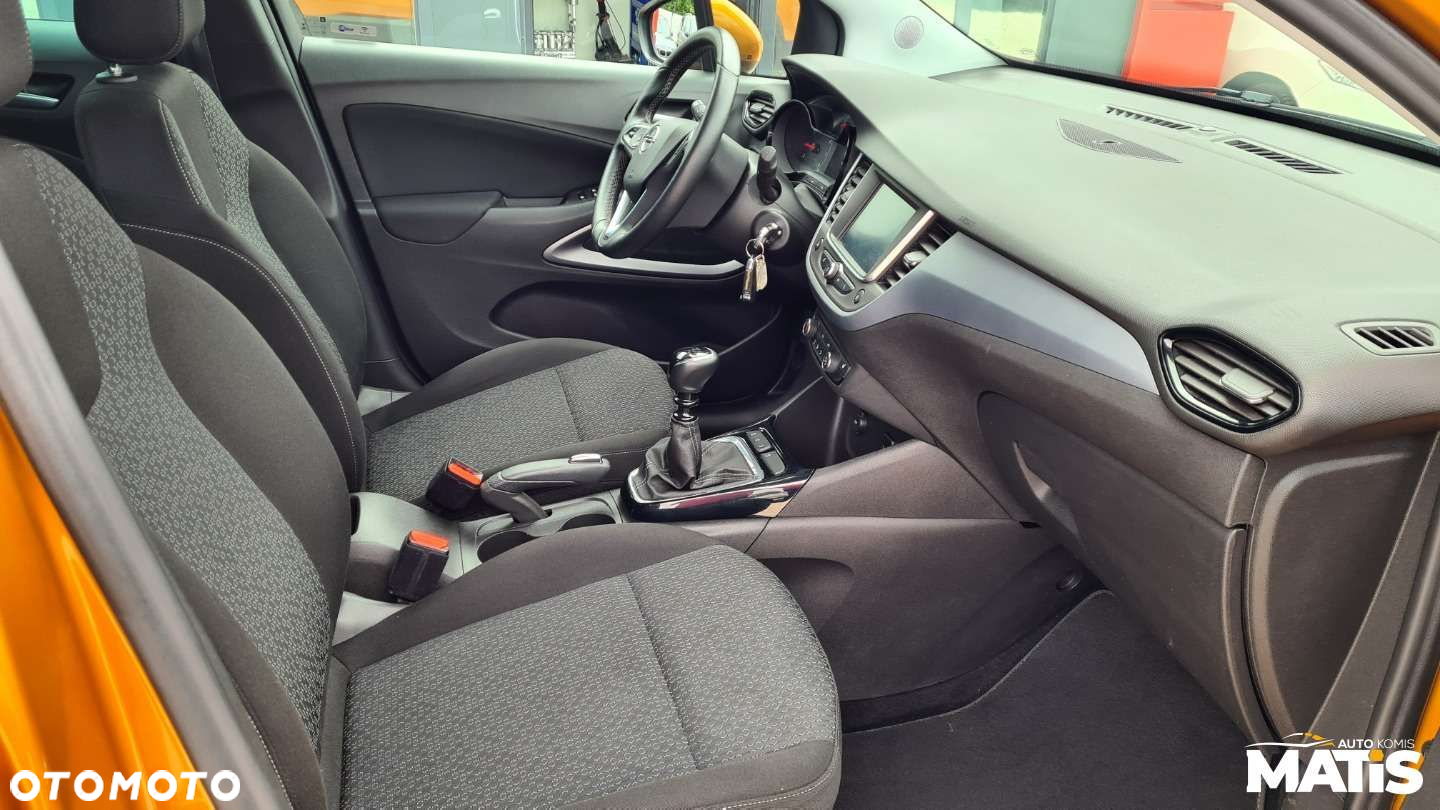 Opel Crossland X - 32