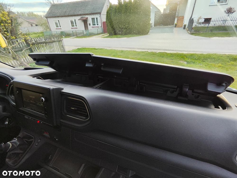 Renault Master - 15