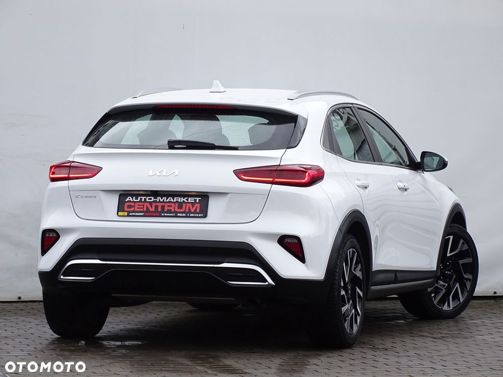 Kia XCeed - 12