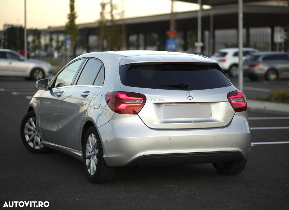 Mercedes-Benz A 180 CDI BlueEFFICIENCY Edition - 4