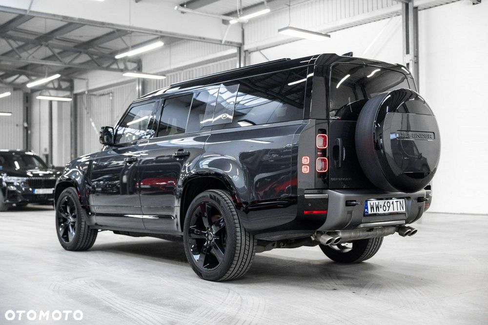 Land Rover Defender - 7