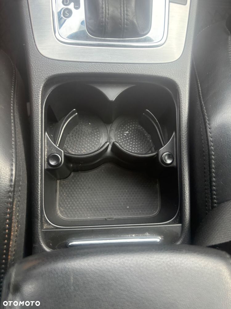 Volkswagen Passat 2.0 TDI DPF Highline DSG - 11