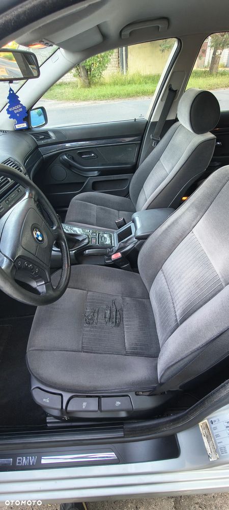 BMW Seria 5 - 16