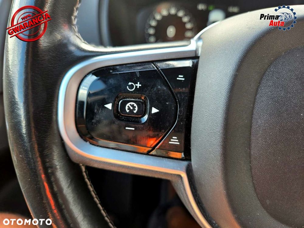 Volvo XC 90 B5 D AWD R-Design 7os - 25