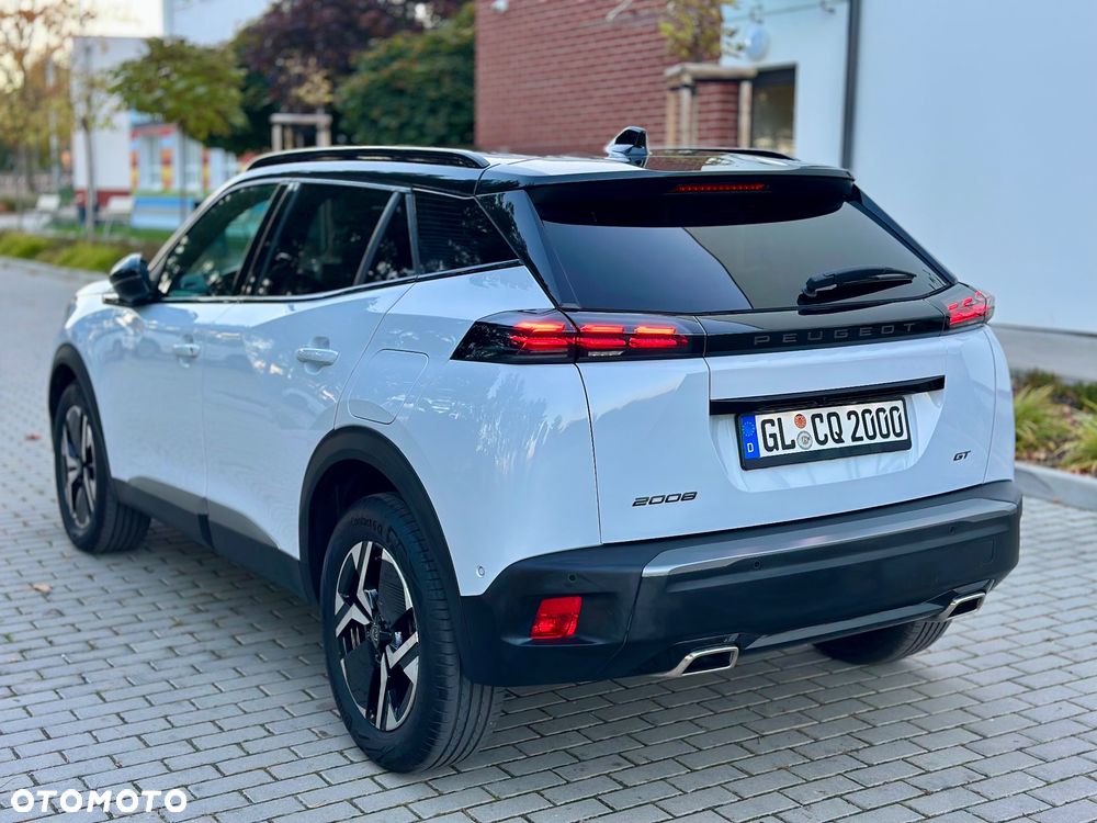 Peugeot 2008 PureTech 130 EAT8 GT Exclusive - 8