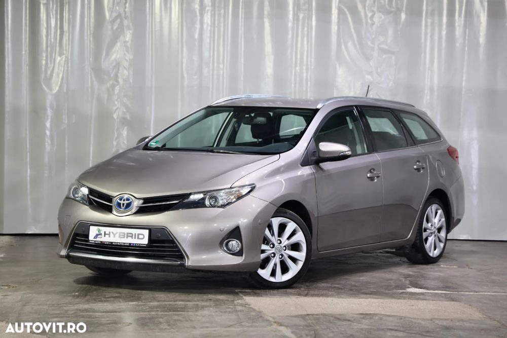 Toyota Auris - 2