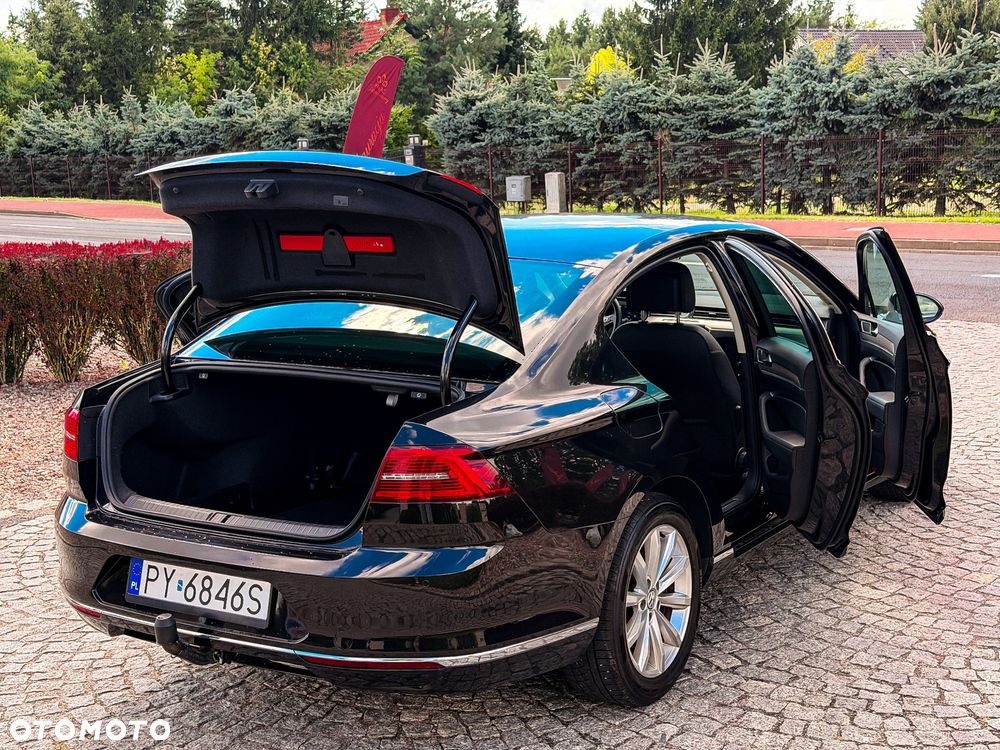 Volkswagen Passat 1.5 TSI OPF DSG Highline - 25