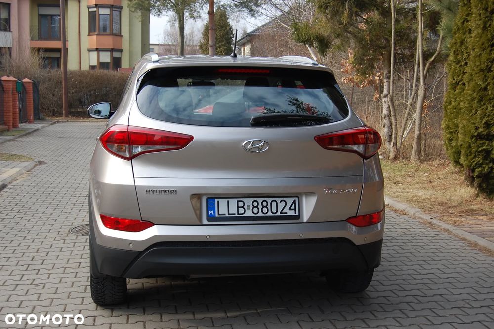 Hyundai Tucson blue 1.7 CRDi 2WD Intro Edition - 4