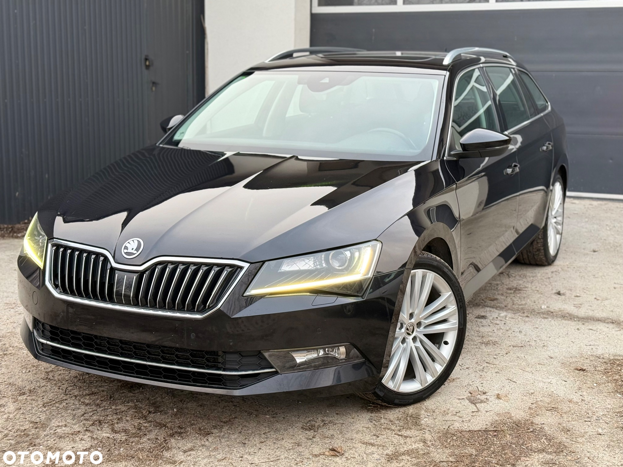 Skoda Superb - 17